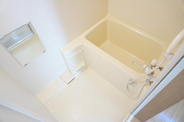 バス・シャワールーム　浴室