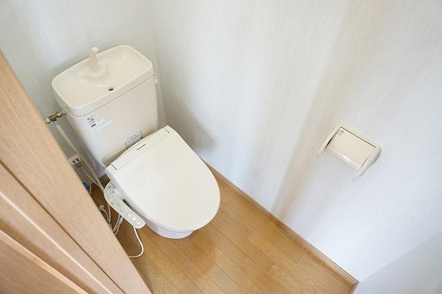 トイレ　トイレ