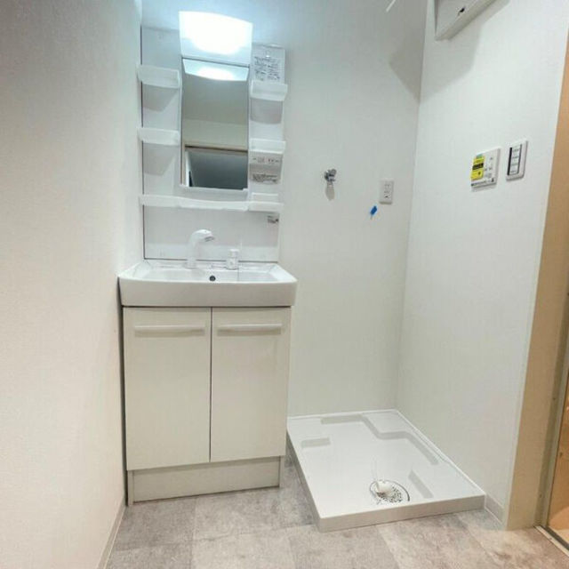 洗面設備　同仕様