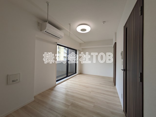 居室・リビング　8.7帖洋室