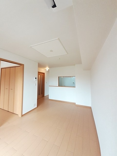 居室・リビング　明るい室内です。