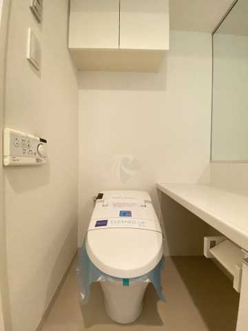 トイレ　レジディア中野