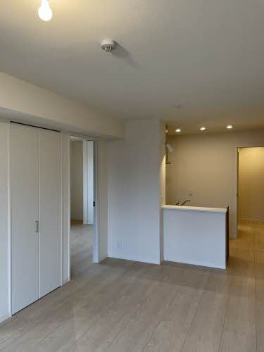 居室・リビング　別号室の画像です。ご参考下さい