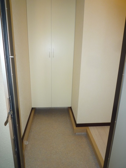 玄関　シューズボックス付きの玄関♪