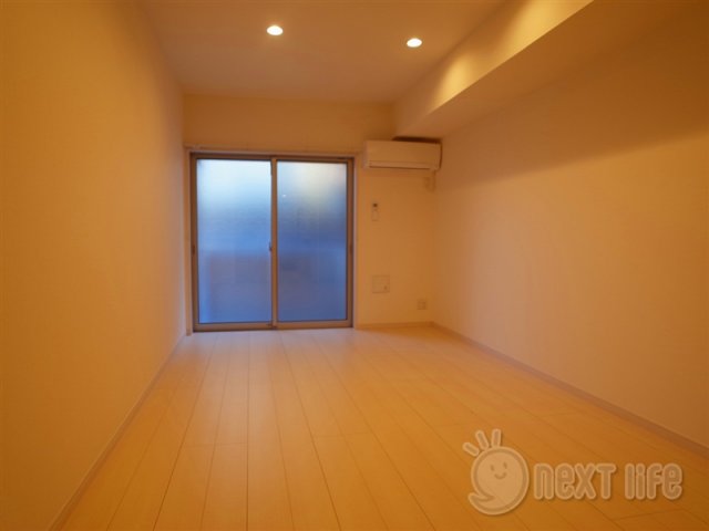 居室・リビング　リブリ・URBAN TRUST