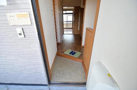 玄関　玄関（イメージ）