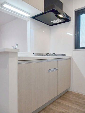 キッチン　コンパクトなキッチンで掃除もラクラク