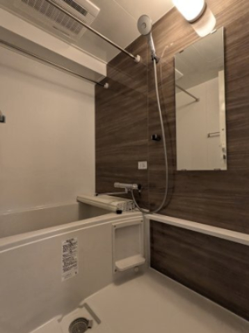 バス・シャワールーム　別部屋参考写真になります