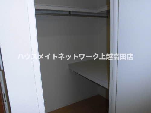 収納　ウォークインクローゼット