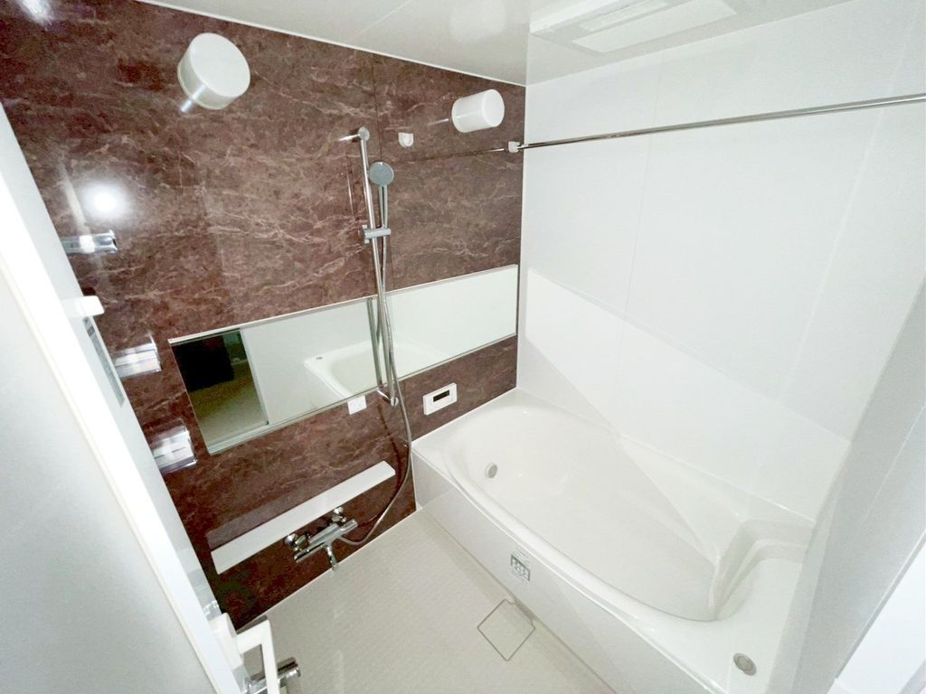 バス・シャワールーム　バス