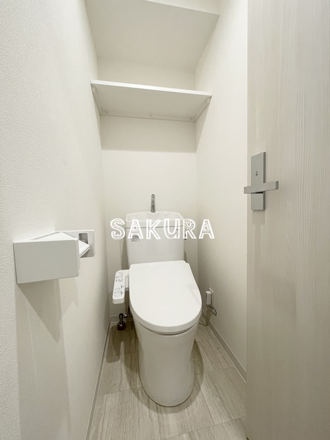 トイレ　嬉しい温水洗浄便座♪