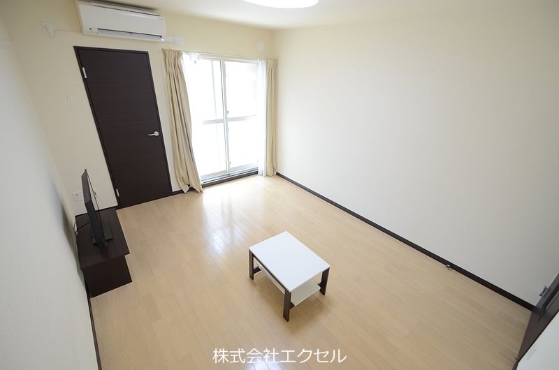 居室・リビング　同等タイプのイメージ写真です。