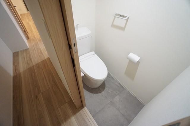 トイレ　トイレもきれいです