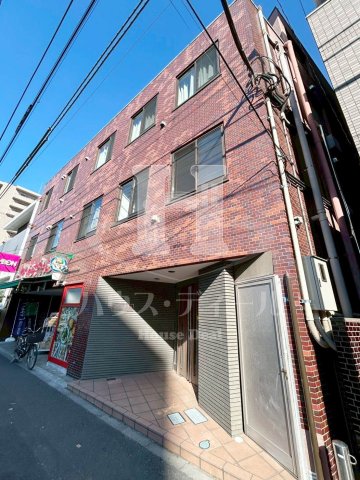 建物外観　外観は落ち着いています