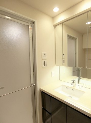 洗面設備　参考写真です