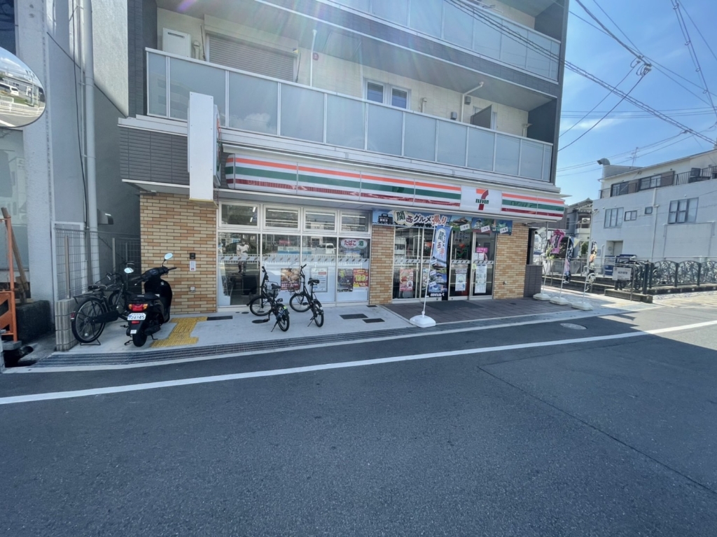 コンビニ　セブンイレブン 御殿山駅前店（コンビニ）まで219m