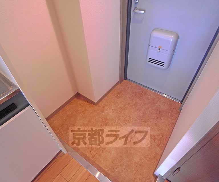 玄関　玄関スペースの感じです。