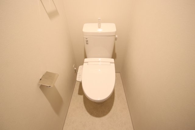 トイレ　※同建物別部屋写真となります※