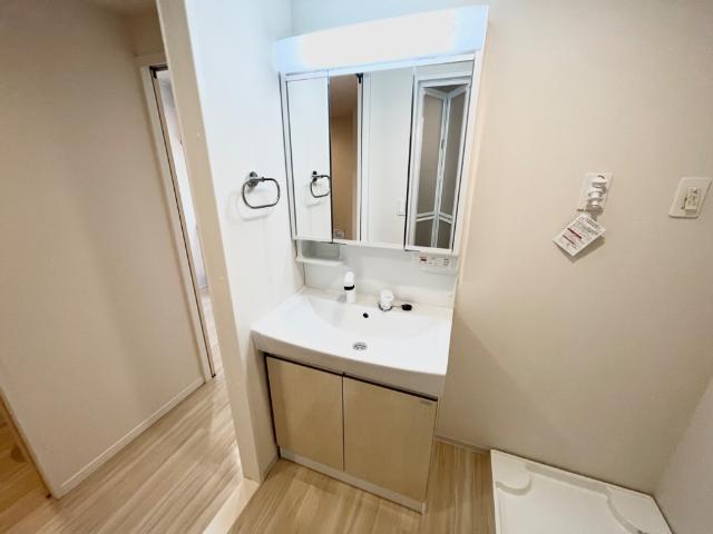 洗面設備　洗髪洗面化粧台