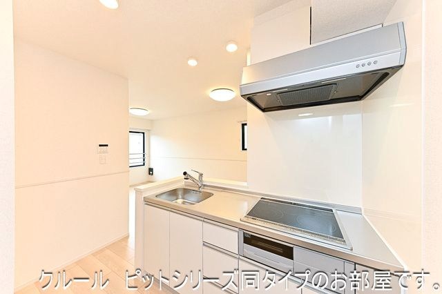 キッチン　同一施工別部屋写真