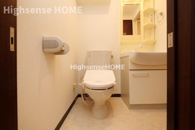 トイレ　ゆったりとした空間のトイレです