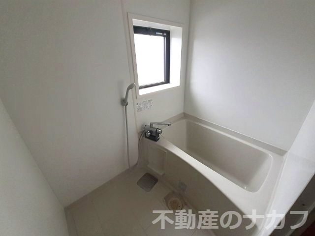 バス・シャワールーム　※同タイプの部屋写真です