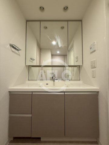 洗面設備　ジオ新町　独立洗面台