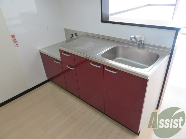 キッチン　キッチンはとてもオシャレデザインでとても広いです