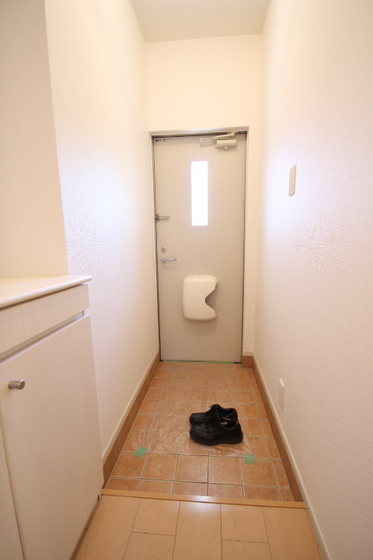 玄関　※他号室の写真です