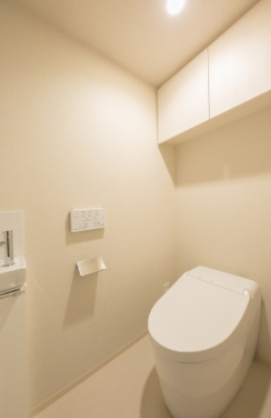 トイレ　別部屋参考写真です