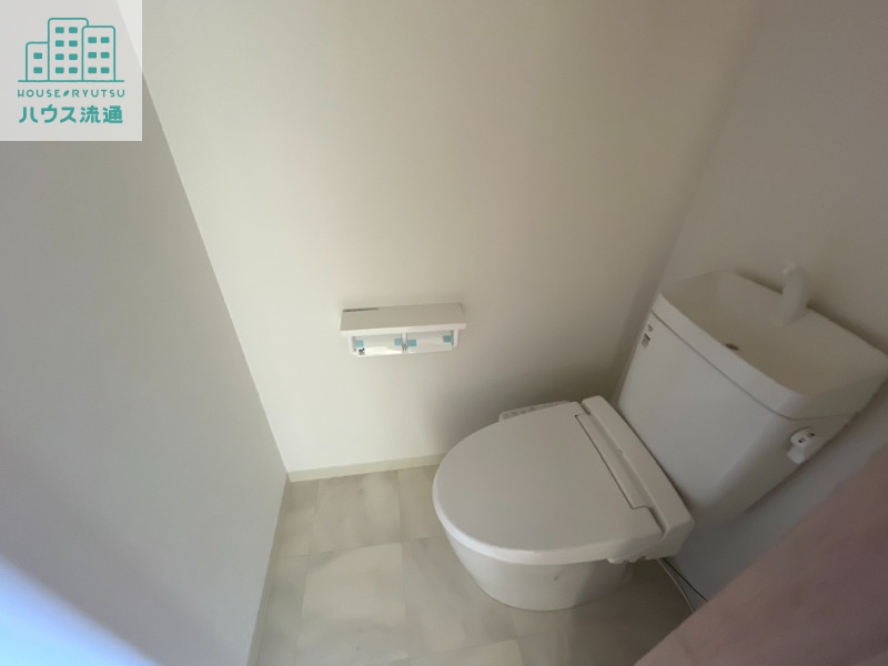 トイレ　※同タイプ別号室のお写真です