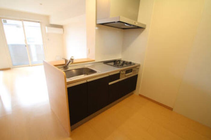 キッチン　会話の弾む対面キッチン