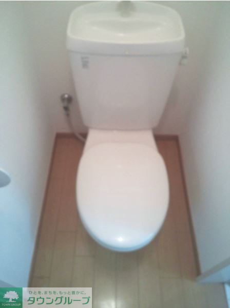 トイレ　同物件別部屋写真