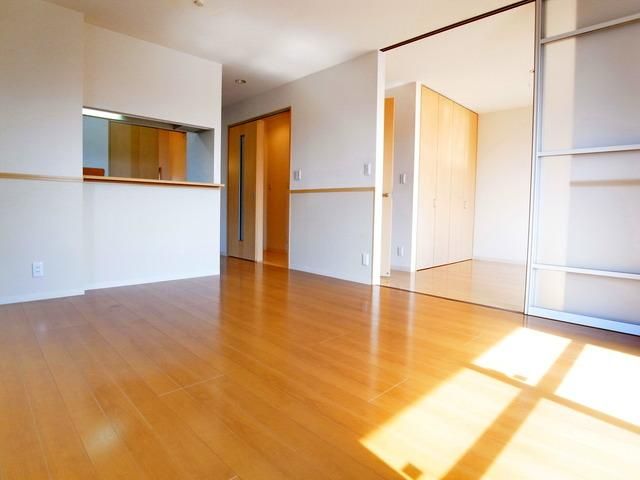 居室・リビング　♪ゆとりのリビングスペース♪