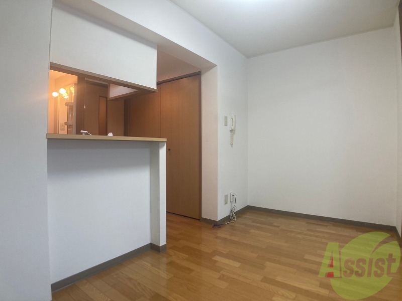 居室・リビング　広くてキレイなお部屋が広がっていて、充実した生活が送れそう。