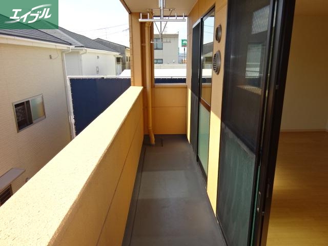 バルコニー　ベランダ