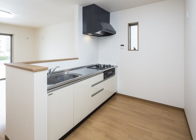 キッチン　写真はイメージです。 色仕様は現状優先となります。