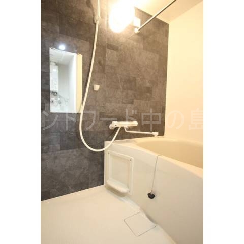 バス・シャワールーム　詳細は、ウィンドワード中の島店までご相談下さい。