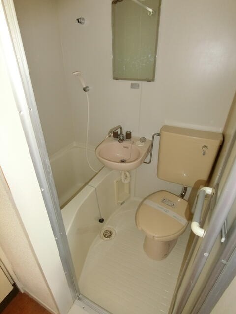 バス・シャワールーム