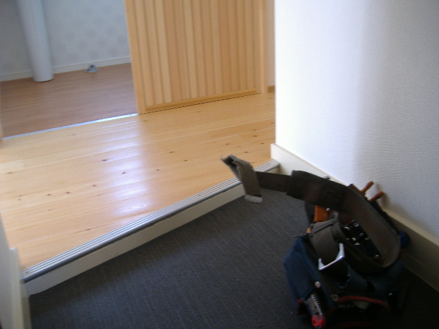 玄関　別部屋参考用写真