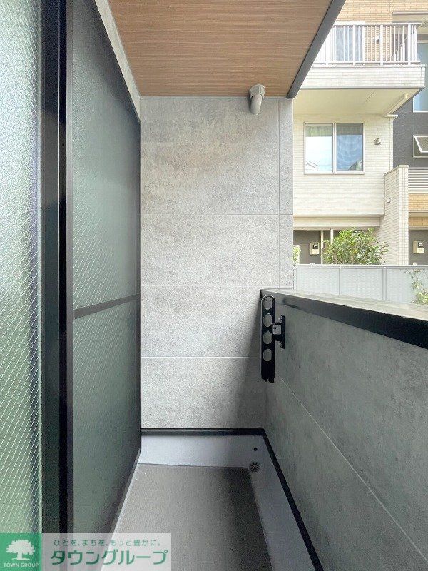 バルコニー　バルコニー