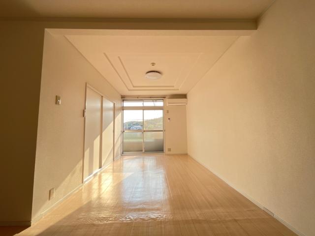 居室・リビング　リビング