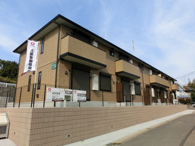 建物外観　2014年3月築のアパートです！