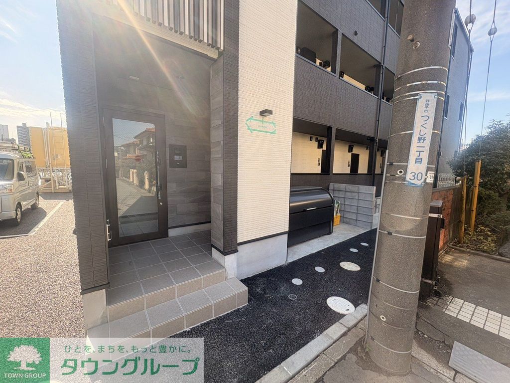 エントランス　エントランス