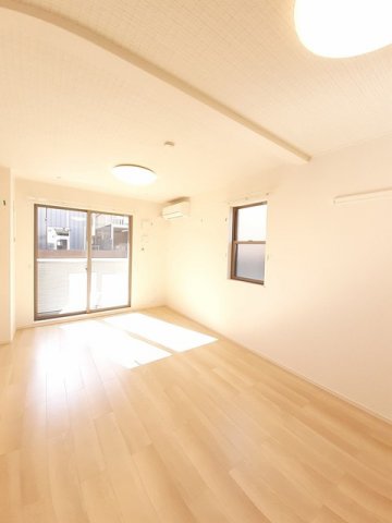 その他部屋・スペース　明るい色調の室内です