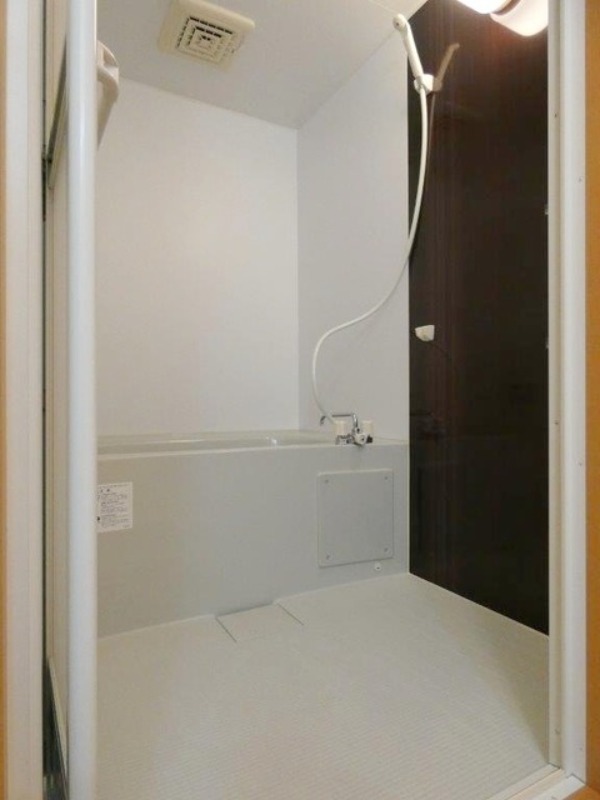 バス・シャワールーム　図面と現状に相違がある場合には現状を優先