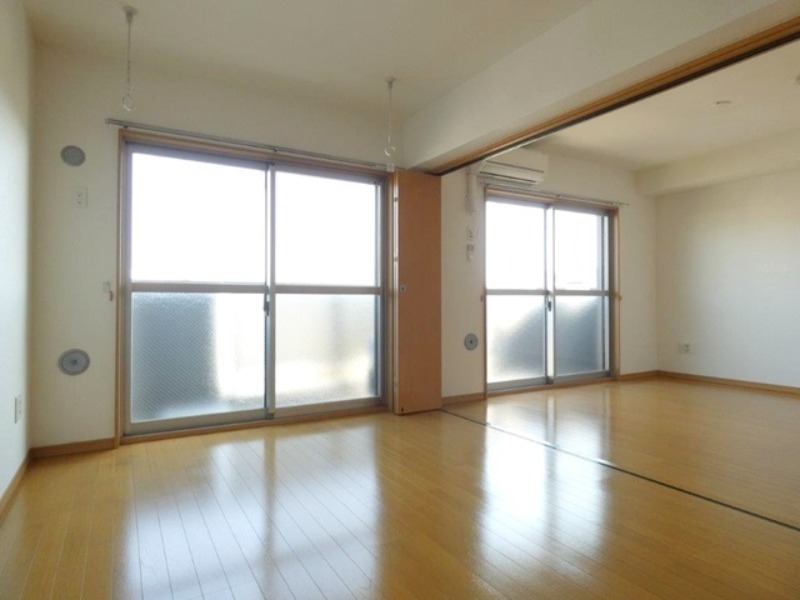 居室・リビング　図面と現状に相違がある場合には現状を優先