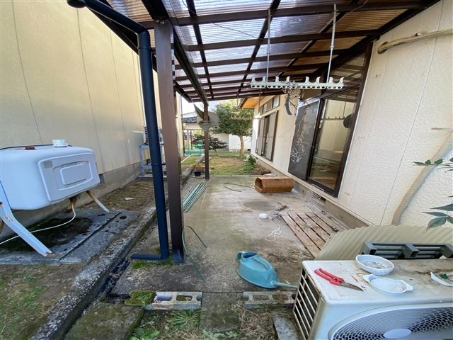 バルコニー　テラス