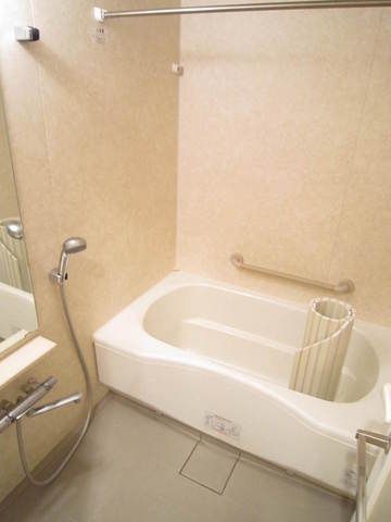 バス・シャワールーム　NULL