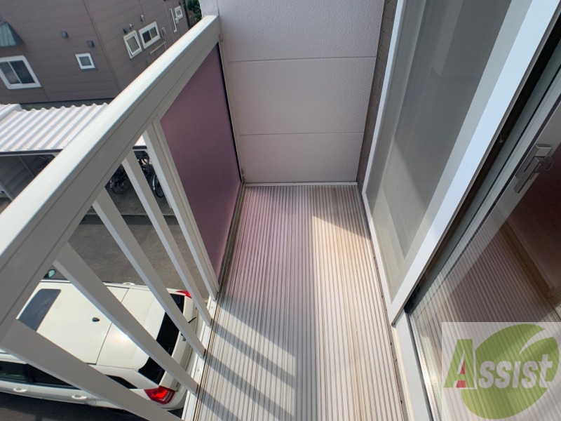 バルコニー　南向きのバルコニーです。プチガーデニングもできそうですね～。